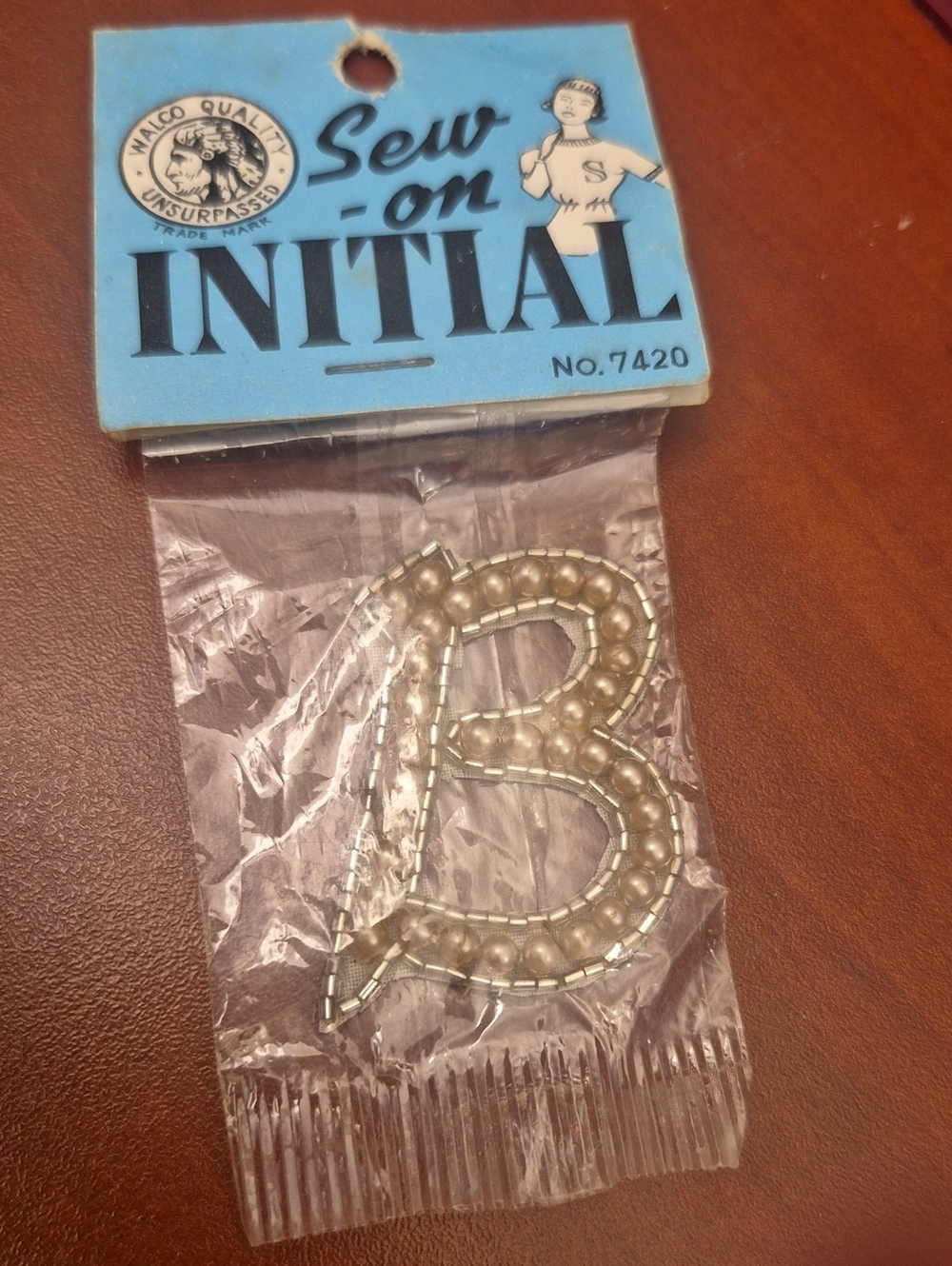 Pearl Beaded Sew-On Initial 'B' Hair Applique - Unbranded